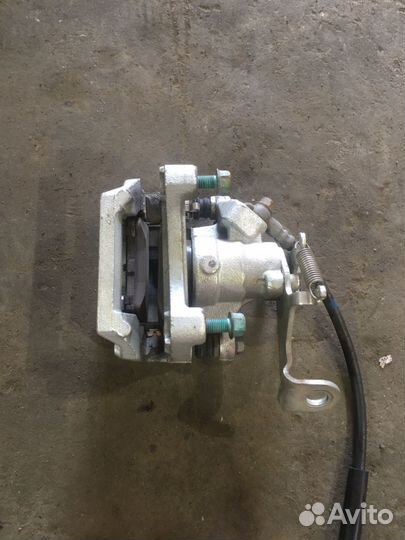 Задние тормозные суппорта mazda сх 5