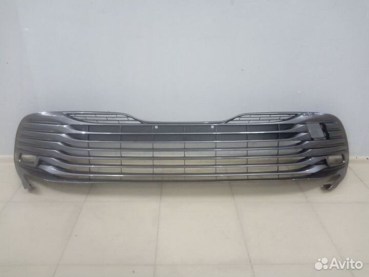 Решетка радиатора Toyota Camry V70, XV70