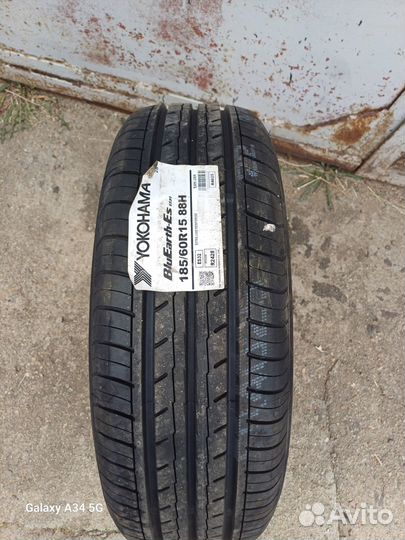 Yokohama Bluearth ES32 185/60 R15 88H