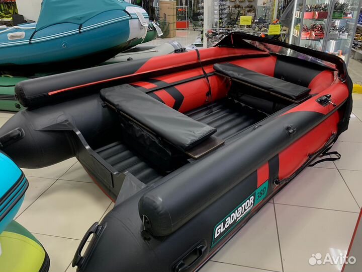 Лодка Gladiator E380X