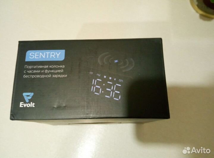 Универсальные часы