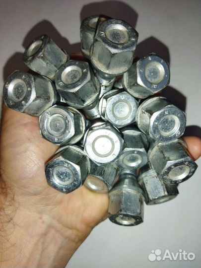 Болты колесные на ваз