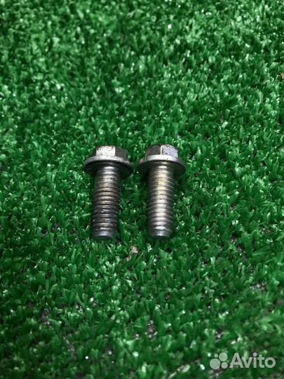 Крепеж багажника Bajaj boxer 150