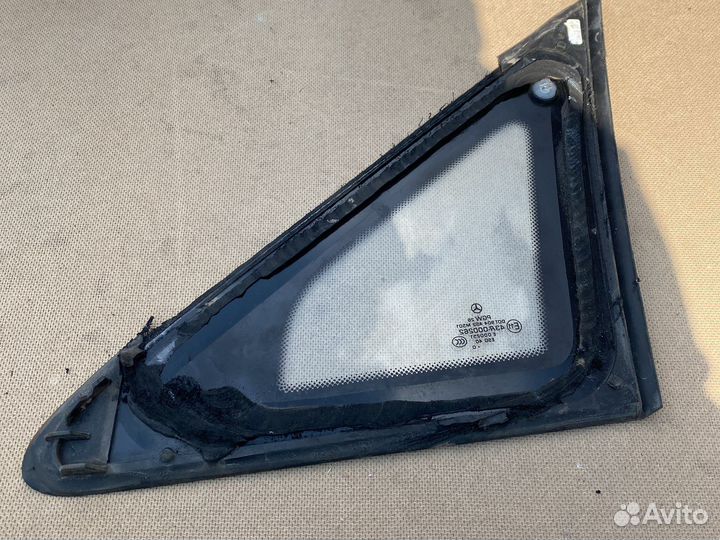 A6396736405 форточка правая вито w639