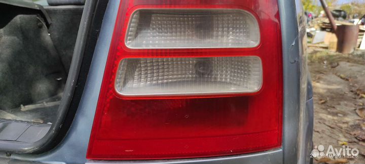 Задний правый фонарь,skoda octavia tour a4