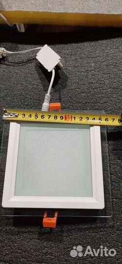 Светильники потолочные встраиваемый