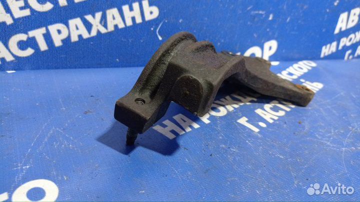 Кронштейн промежуточного вала Ford Focus 1 седан