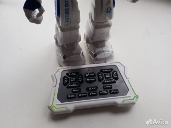 Игрушка робот