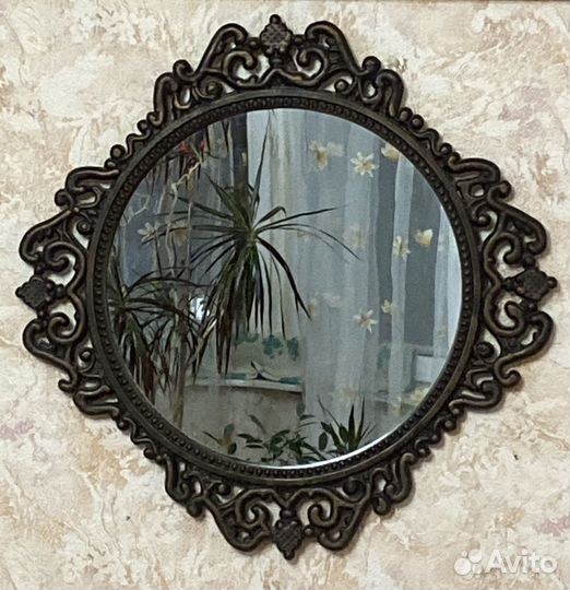 Винтажное зеркало настенное