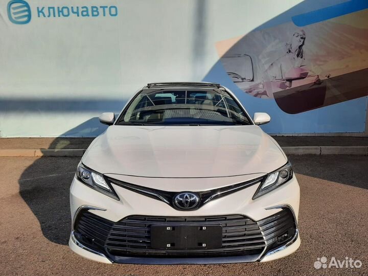 Toyota Camry 2.5 AT, 2023