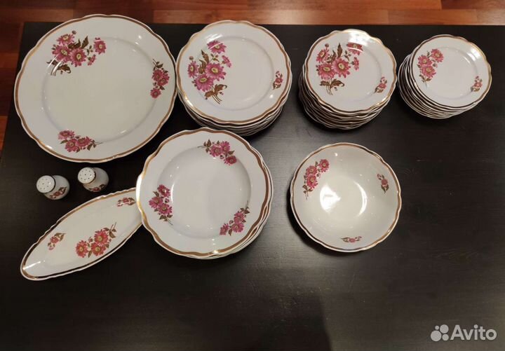 Набор столовой посуды