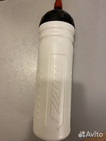 Хоккейная бутылка