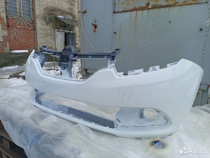 Рено Logan 2 бампер передний белый Логан