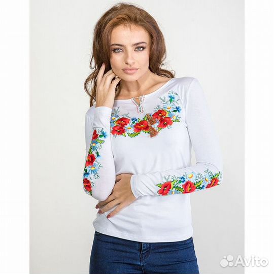 Вышивка блузы бисером