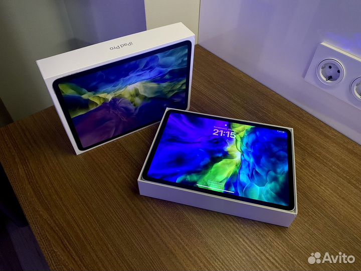 iPad Pro 11 2020 128Gb/Wi-Fi ростест/идеал