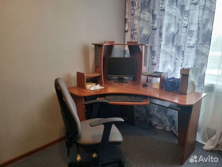 Компьютерный стол бу