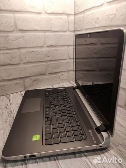 Игровой HP GeForce 2GB/core i5/8GB Озу/15.6 Дюйма