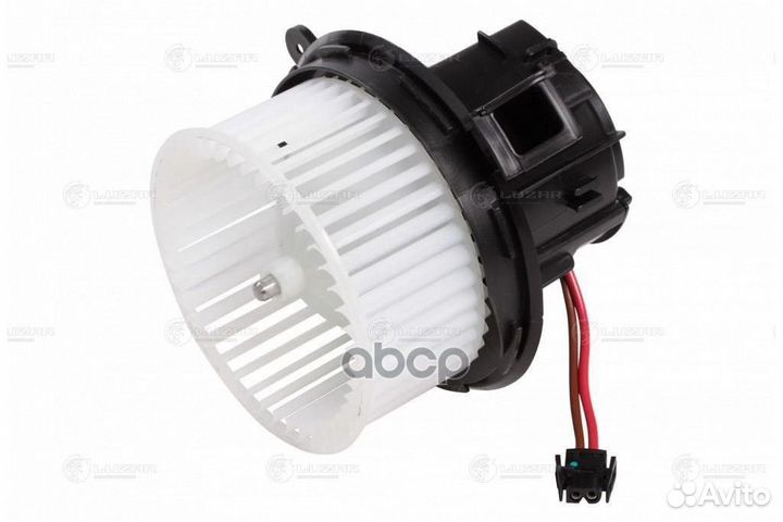 Мотор отопителя MB W204 07- LFh 1556 luzar