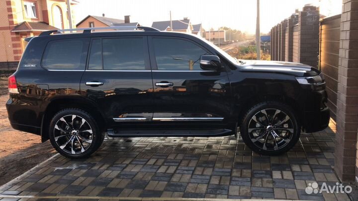 Литые диски Wald R22 5x150 Toyota, Lexus