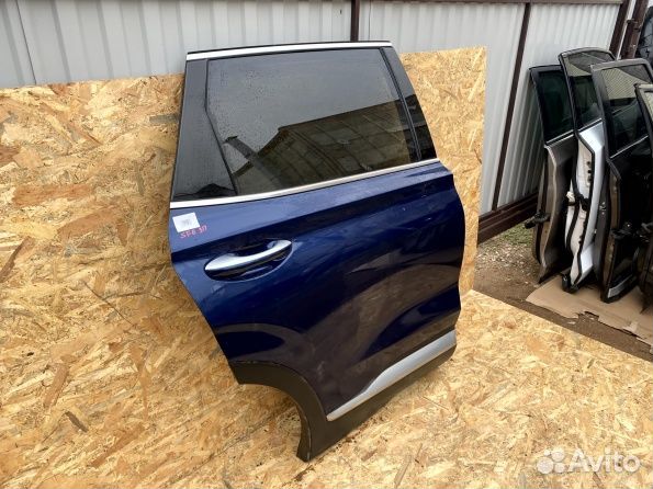 Задняя правая дверь Хендай Санта Фе 4 TM