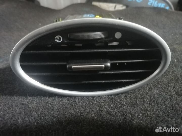 Дефлектор воздушный Ford Focus 2 салон