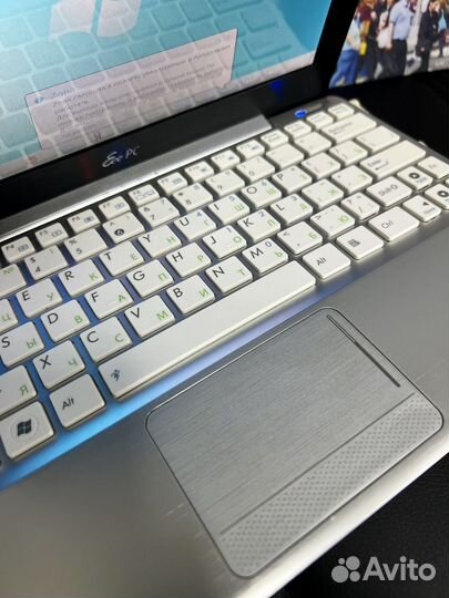 Красивый нетбук asus/для документов/мультфильмов