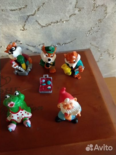 Игрушки из киндера