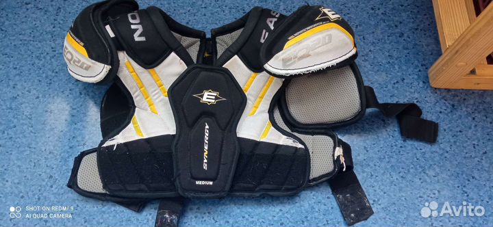 Нагрудник хоккейный