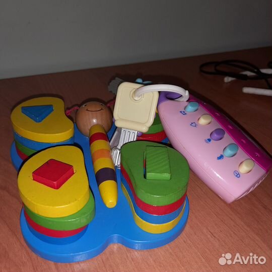 Игрушка деревянная