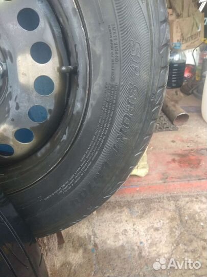 Dunlop Le Mans LM 704 215/65 R16