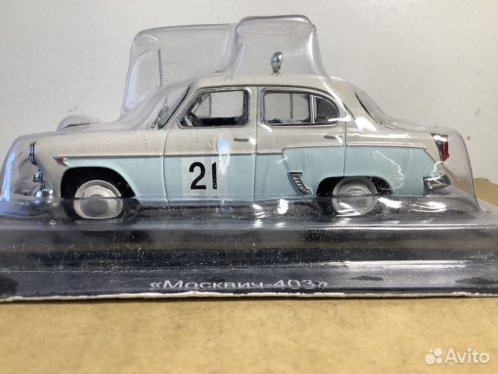 Модель автомобиля Москвич-403 Ралли 1:43 деа