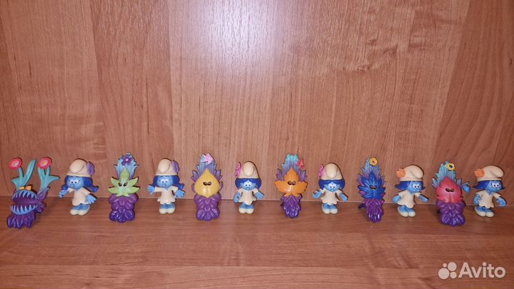 Фигурки смурфиков из мультфильма «Тайная деревня»