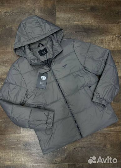 Легкие куртки Armani современные