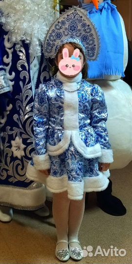 Продам,очень красивый, новогодний костюм снегурочк