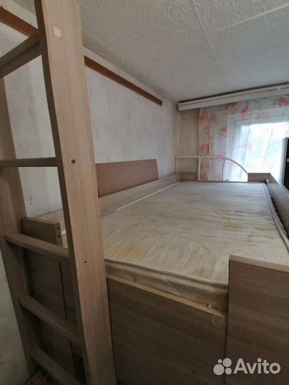 Двухъярусная кровать бу с матрасами