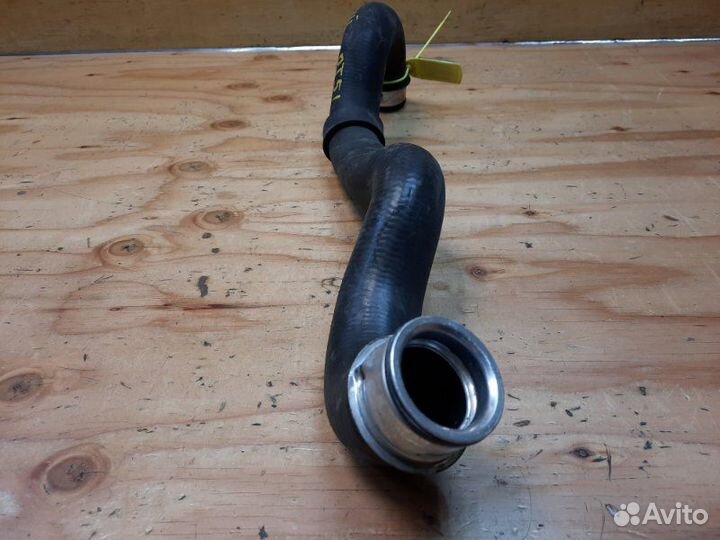 Патрубок mercedes-benz C200