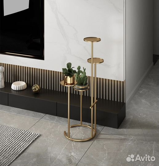 Стильная подставка для комнатных растений