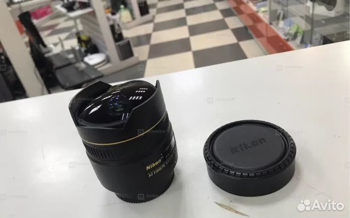 Объектив широкоформатный Nikon Nikkor 10.5mm 1:2.8