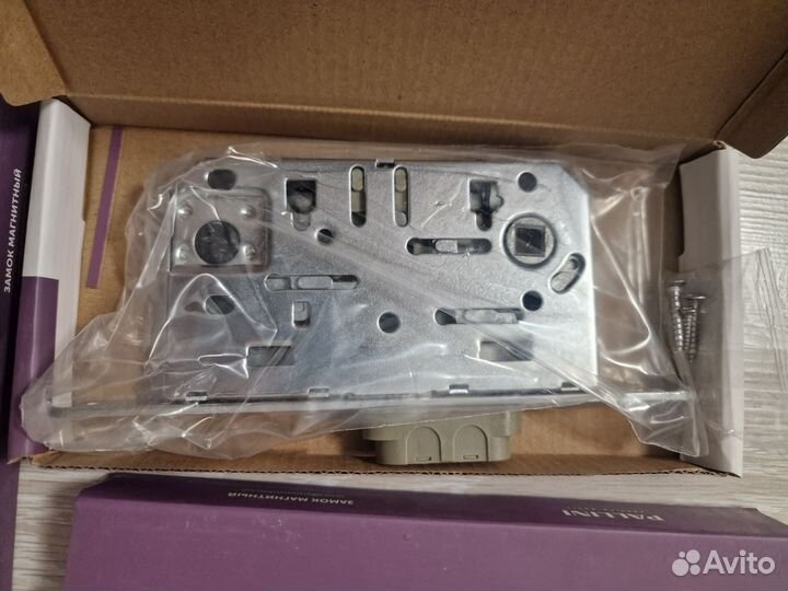 Замок магнитный Pallini