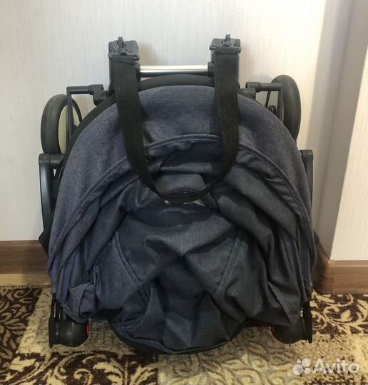 Прогулочная коляска складная