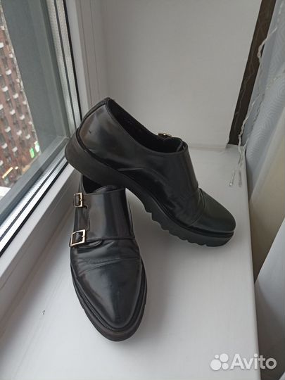 Ботинки поданные женские 38