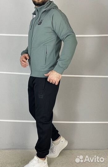 Adidas спортивный костюм