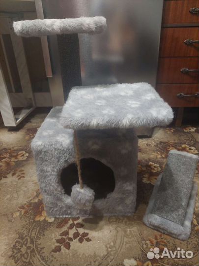 Домик для кошки с когтеточкой бу