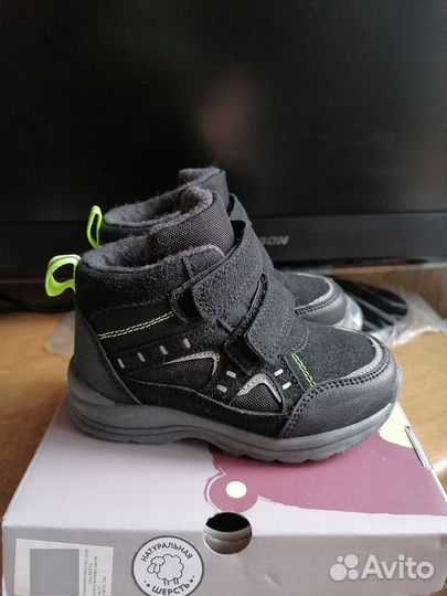 Ботинки новые демисезонные для мальчика 24 размер