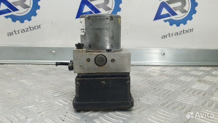 Блок ABS (насос) Kia Rio 3 G4FC 1.6 2014