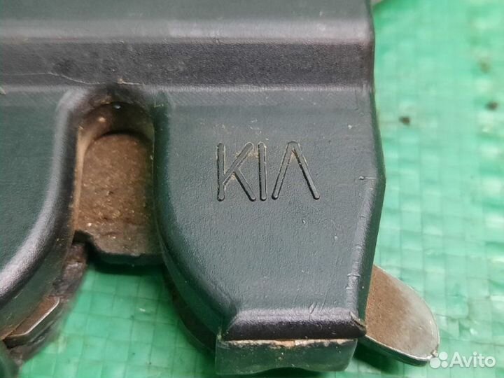 Замок багажника Kia Spectra седан S6D 2008