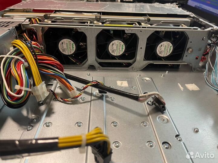 Корпуса Supermicro CSE-826