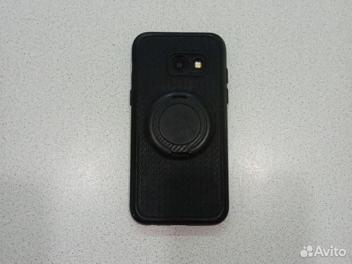 Samsung Galaxy A3 (2017) SM-A320F/DS, 2/16 ГБ
