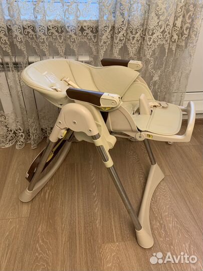 Стульчик для кормления tommy