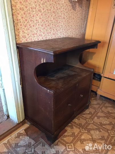Старинная тумба СССР
